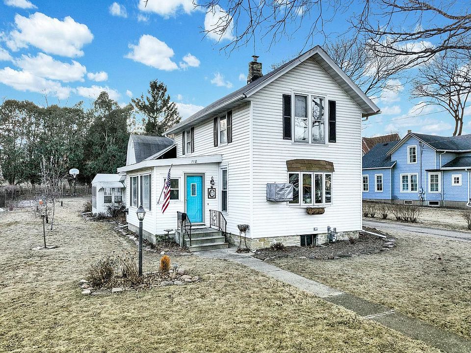 1st image of 118 West Oak STREET