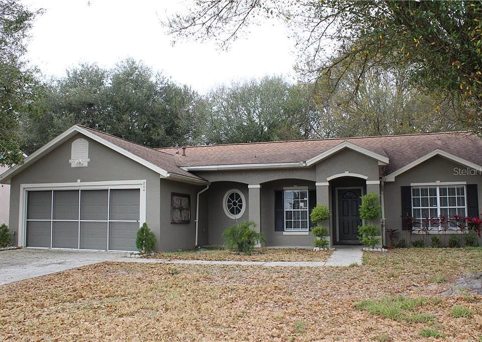 1st image of 804 Palm Forest Ln