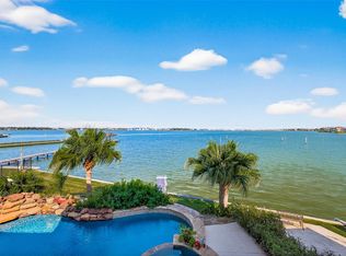 2242 Marina Way, Kemah, TX 77565