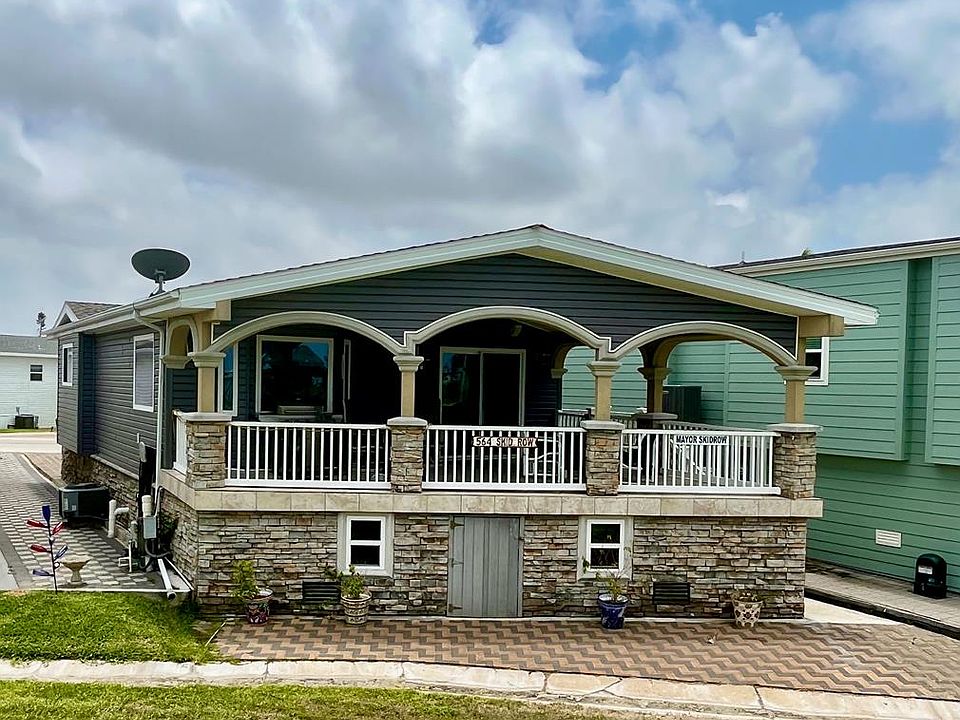 1st image of 564 E Sand Dollar Dr #564