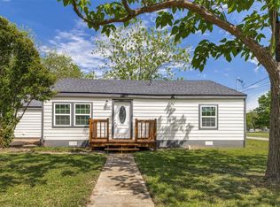 1000 Gladney St, Gainesville, TX 76240