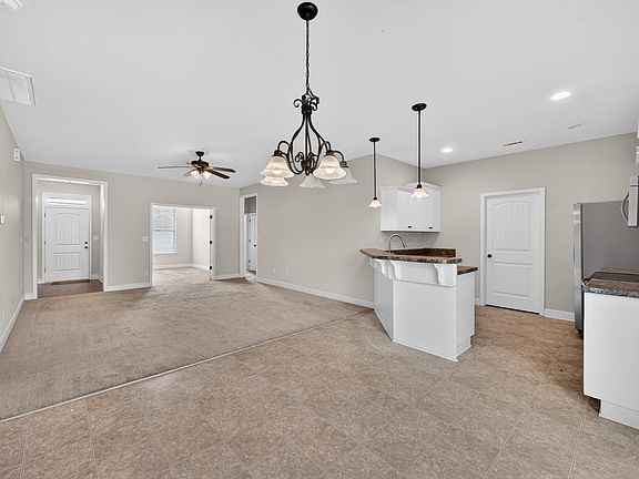 5th image of 2082 Fern Crest Ln