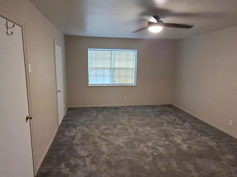 5217 Arboles Dr #D — Photo 16