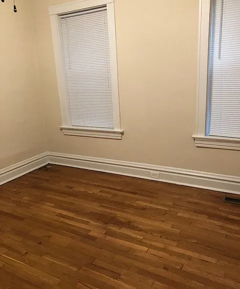 Second bedroom.