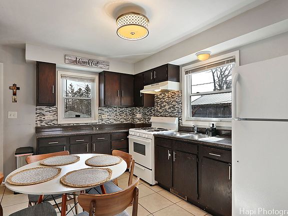 5th image of 1625 Lotus Dr