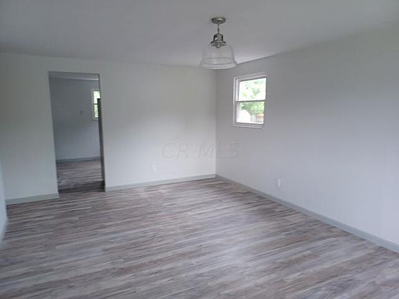 2nd image of 3850 Halsey Pl