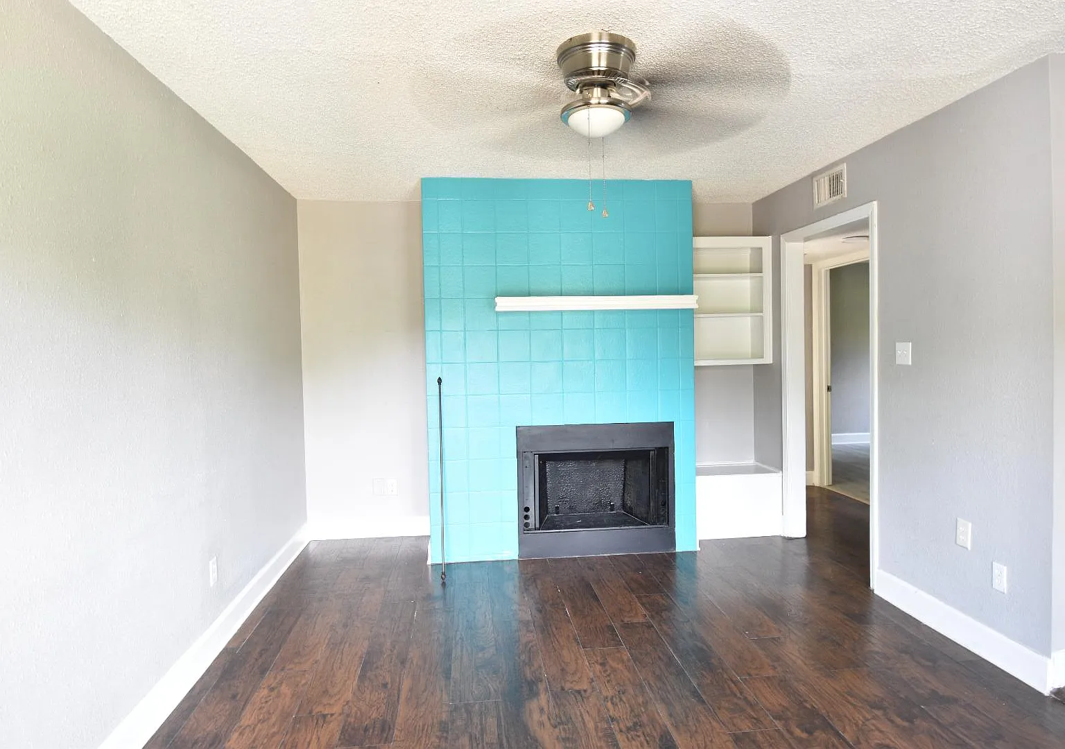 4122 Cherokee St - Unit 4 — Photo 2