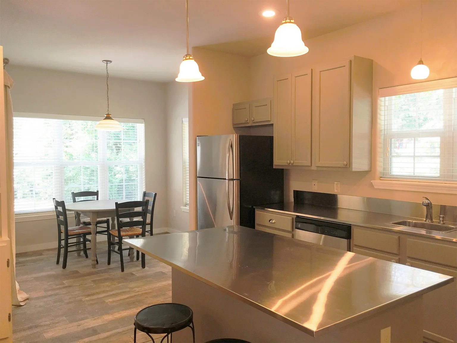 1690 W. Neptune Street - 1 — Photo 3