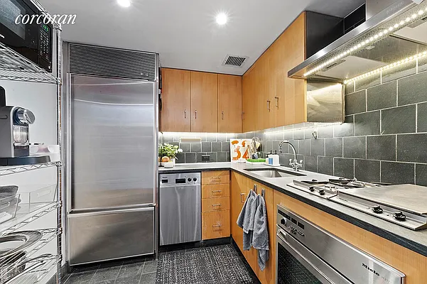 Rented by Corcoran | media 4