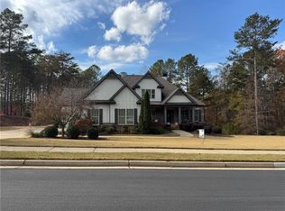 5455 Fishermans Cv, Gainesville, GA 30506