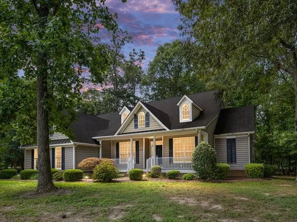738 Middle Gate, Irvington, VA 22480