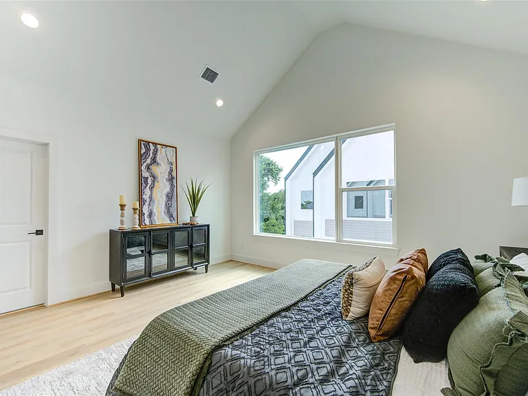 4035 Buck St — Photo 40