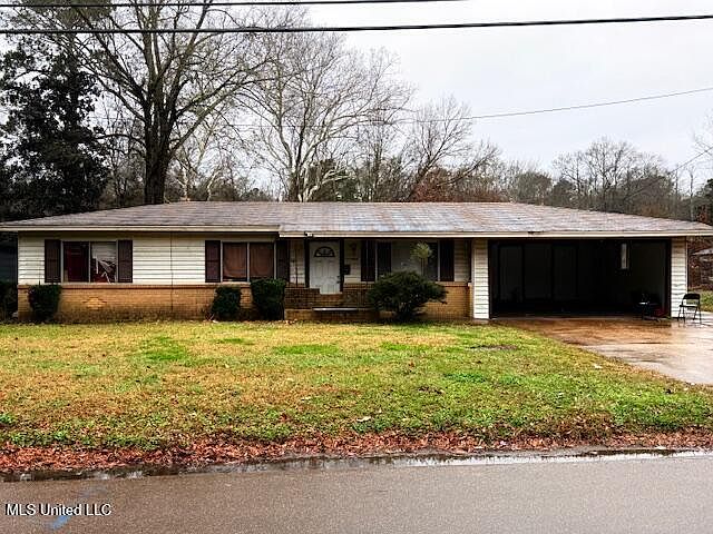 1st image of 1073 Maria Dr