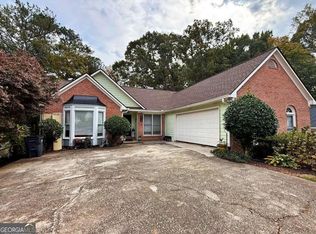 413 Flint Hill Ct, Lawrenceville, GA 30044