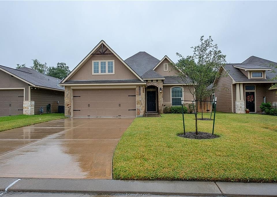 1st image of 261 Fieldstone Pl