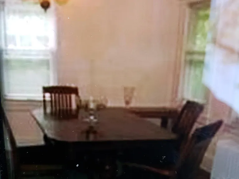 15 Roosevelt Ave — Photo 4