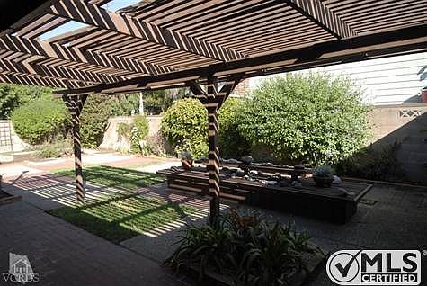 3rd image of 1726 Vista Del Mar Dr