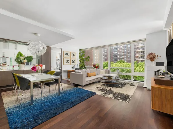 261 W 28th St APT 6A, New York, NY 10001