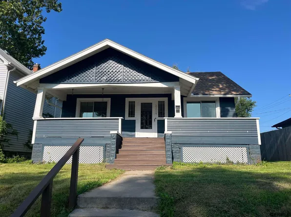 2214 N 48th St, Omaha, NE 68104