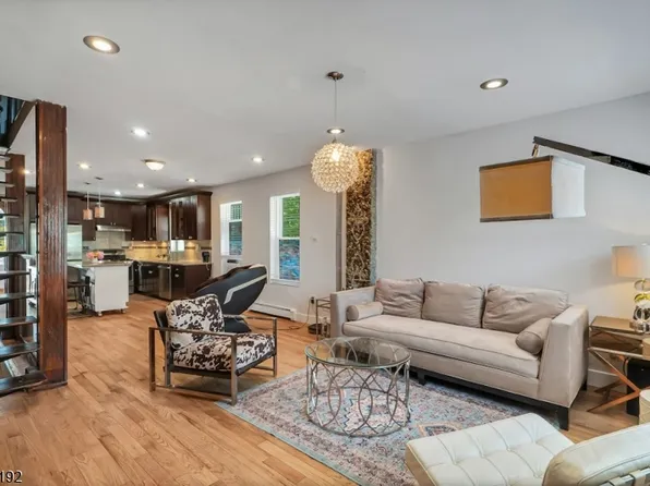 112 9Th Ave W, Newark City, NJ 07107