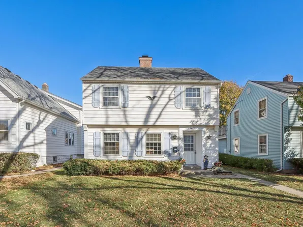 2466 South 79th STREET, West Allis, WI 53219