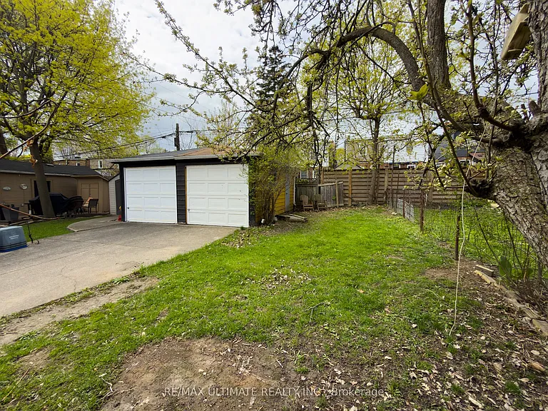 46 Lorindale Ave #LOWER — Photo 11