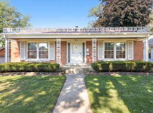 9812 Cook Ave, Oak Lawn, IL 60453