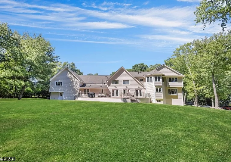 252 Mabel Pl — Photo 46