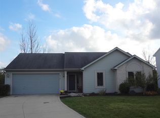 410 Rampart Dr, Fort Wayne, IN 46845