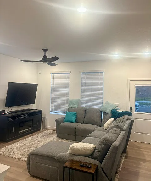8909 San Antonio St — Photo 15