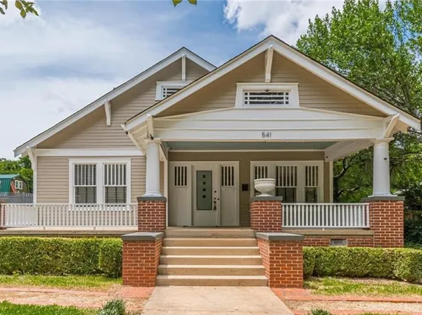 541 S 6th St, Griffin, GA 30224