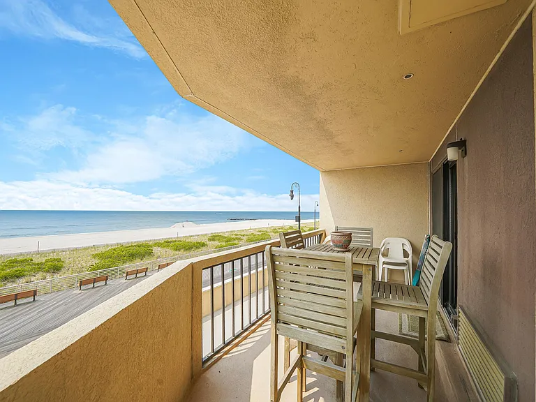 360 Shore Rd #3D — Photo 5