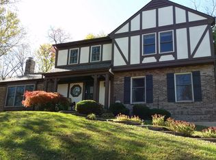 990 Riverwatch Dr, Villa Hills, KY 41017