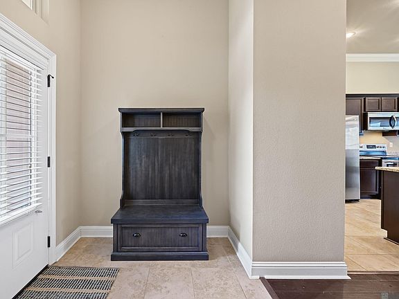 5th image of 17475 Waterloo Dr