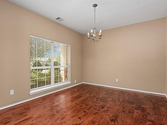 5th image of 14522 Santee Pass Dr