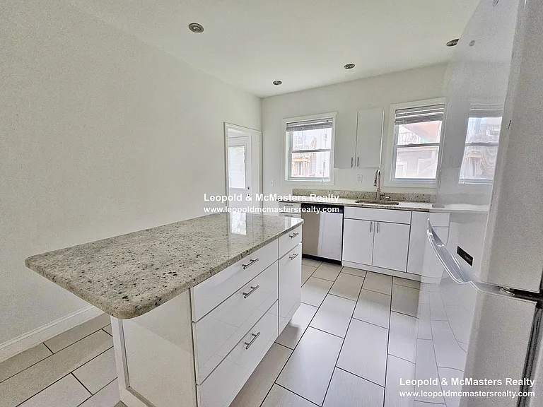 12 Ashford St #1 — Photo 7