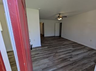 3724 West Ave APT A, Greensboro, NC 27407