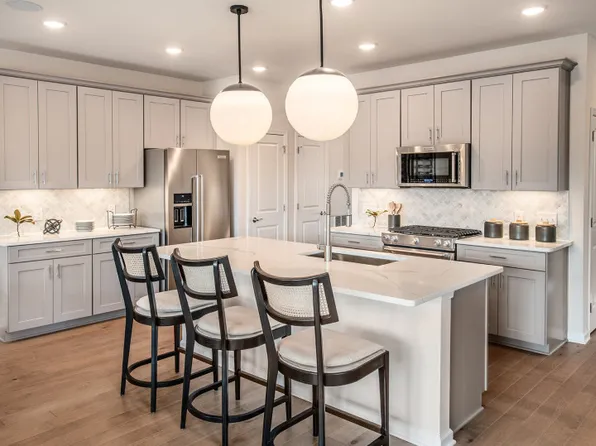 755 Finlay Dr, Souderton, PA 18964