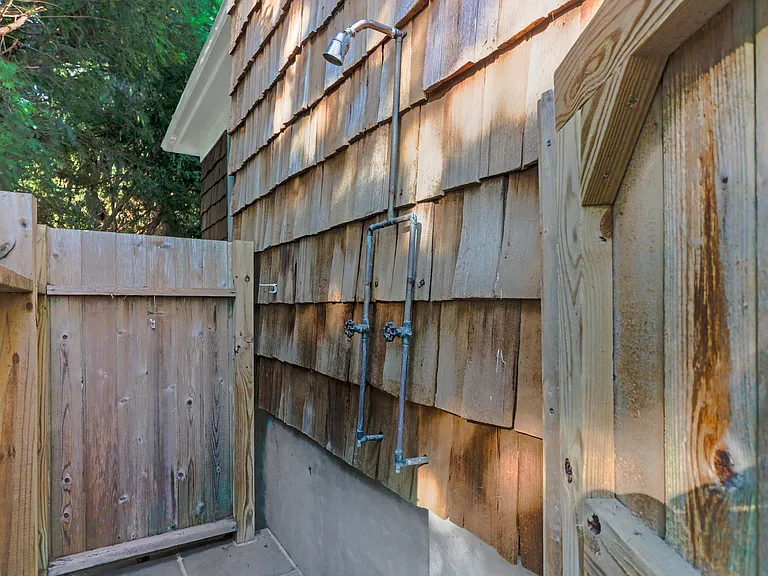 930 W Cove Rd — Photo 26