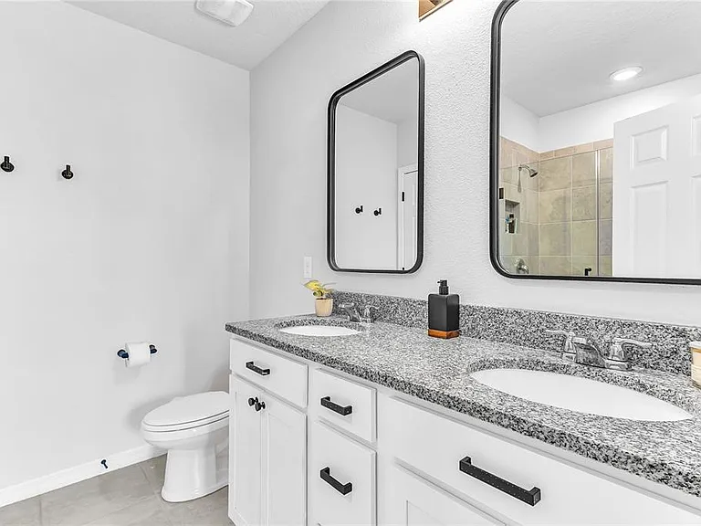 747 Citrus Isle Dr — Photo 19