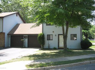 16 Peacock Pl, Howell, NJ 07731