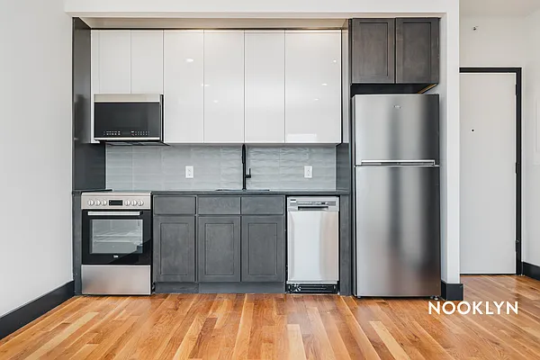 Rented by Nooklyn NYC LLC | media 7