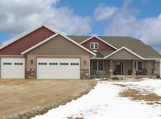 28883 Hamilton Ct, Randolph, MN 55065