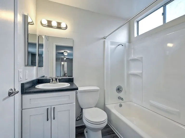 552 Van Houten Ave #A — Photo 18