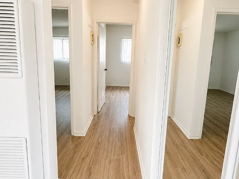1156 Alameda Ave — Photo 6