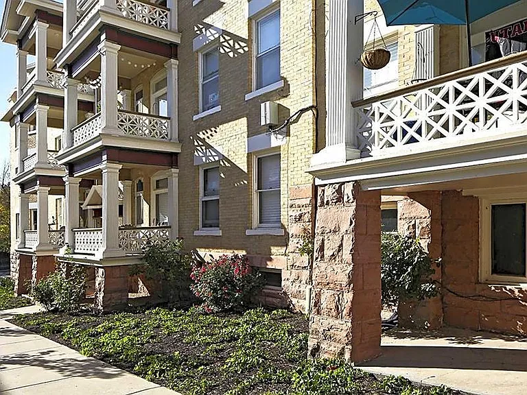 Kensington Apartments — Photo 16