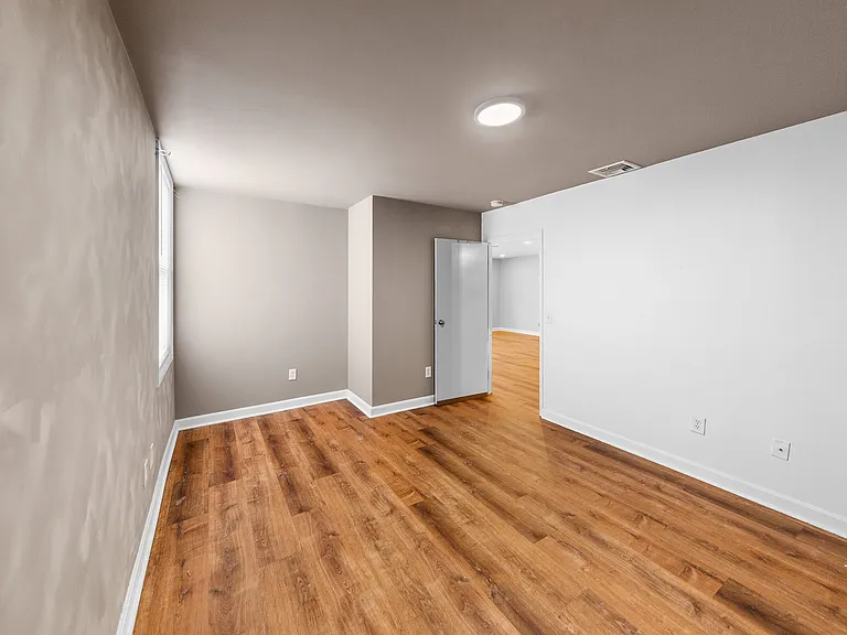 497 Broadway #101 — Photo 12