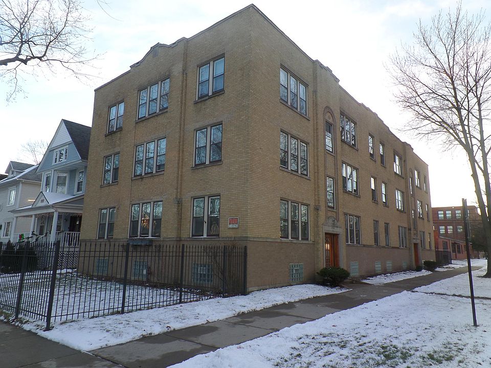 1st image of 4301-4311 W Sunnyside Ave #1