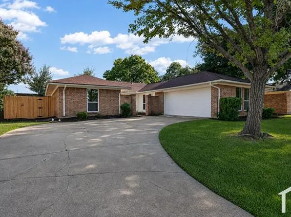 7202 Lakeshore Dr, Rowlett, TX 75089