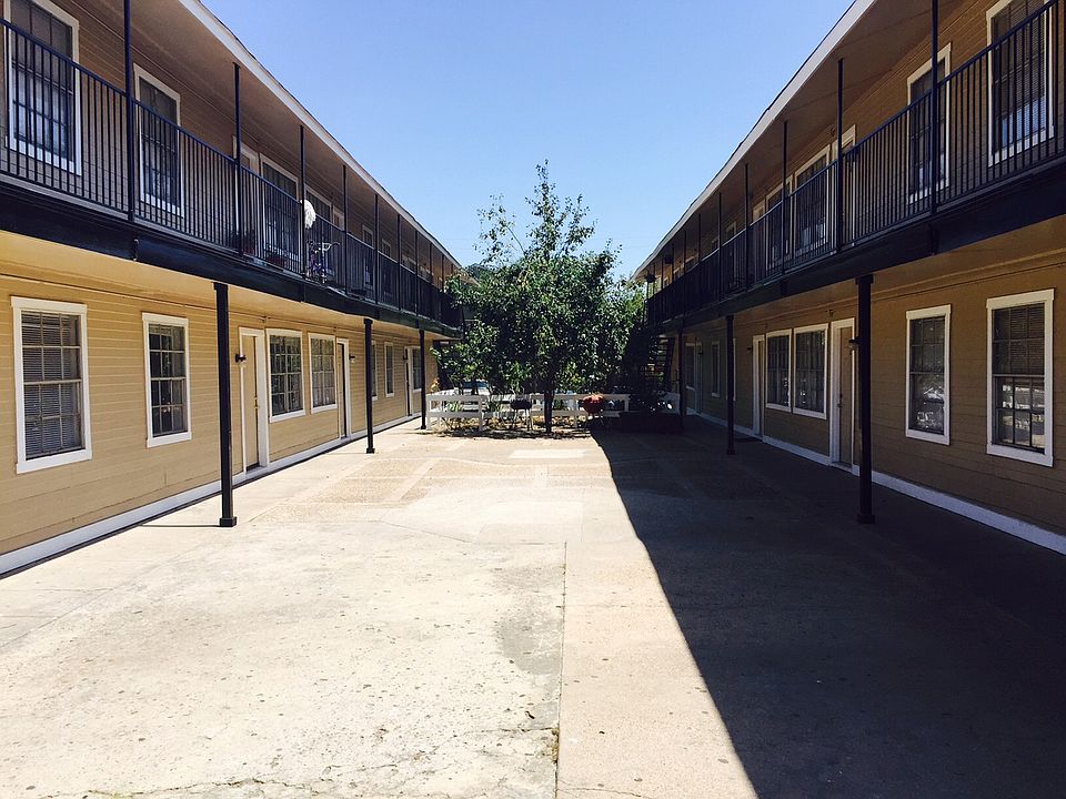 2nd image of 5418 Reiger Ave APT 13